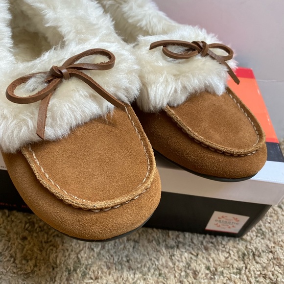 Vionic Juniper Moccasins Cozy Chestnut Suede Faux Fur Slippers Women's Size 7M - Picture 4 of 8